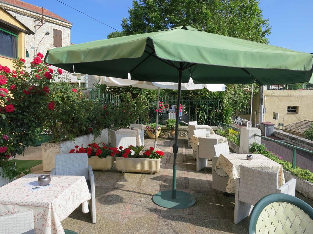 Hostellerie Aspremont Luaran gambar