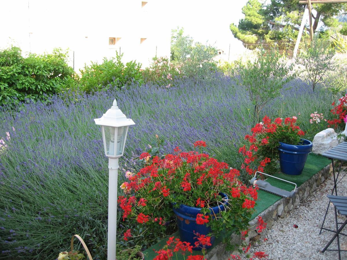 Hostellerie Aspremont Luaran gambar